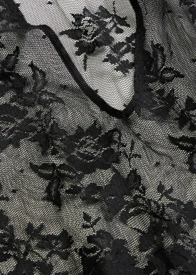 25180953