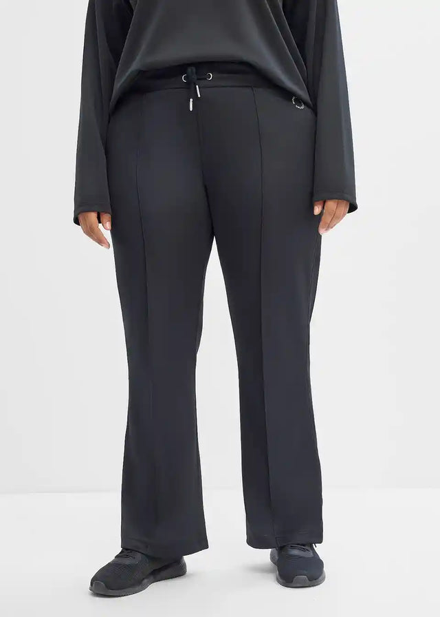 26067585