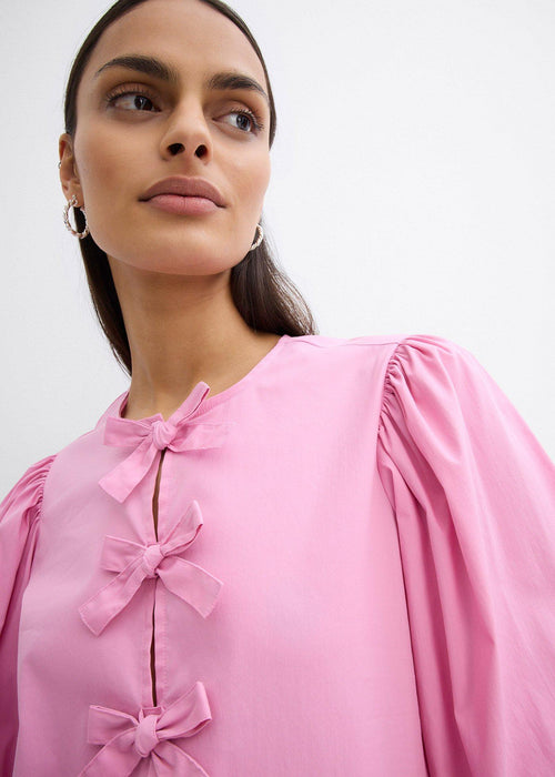 Bluza z detajlom pentlje