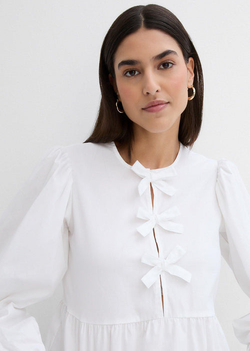 Bluza z detajlom pentlje
