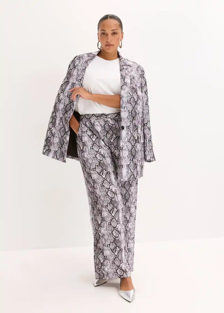 25118946