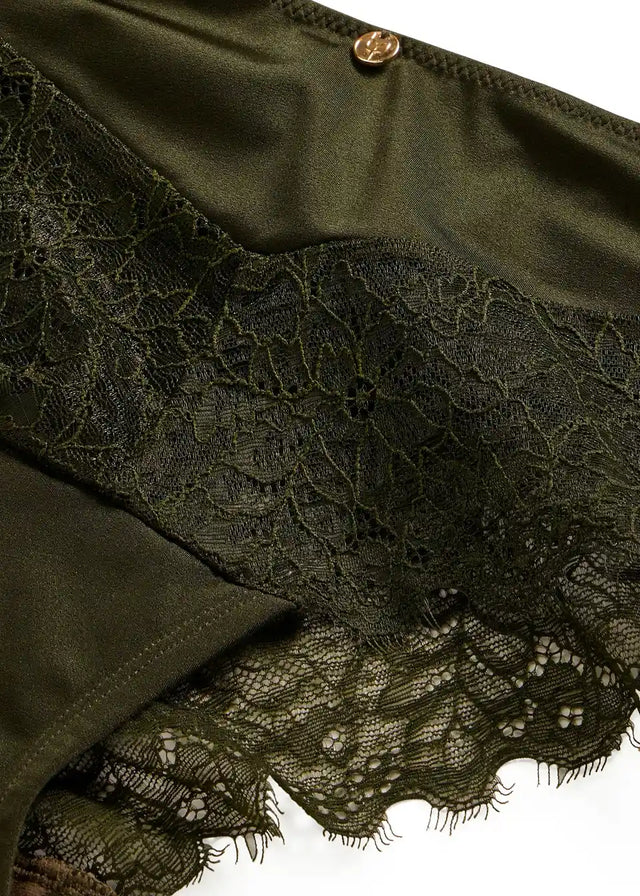 26012604
