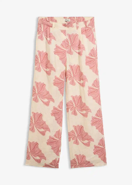 26018054