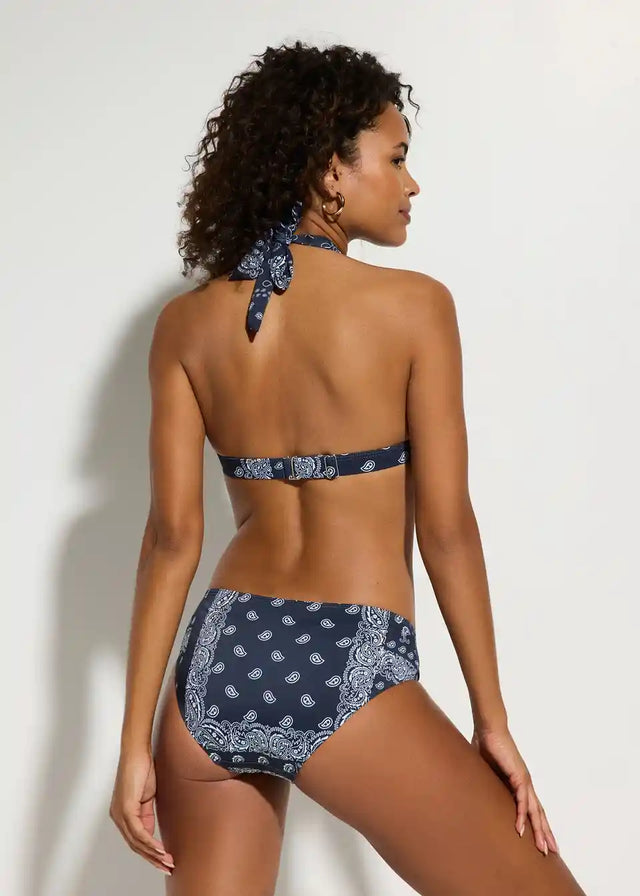 26018967