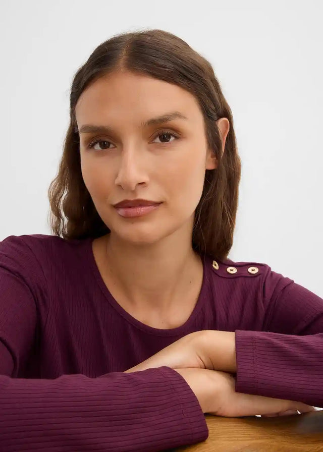 26083973