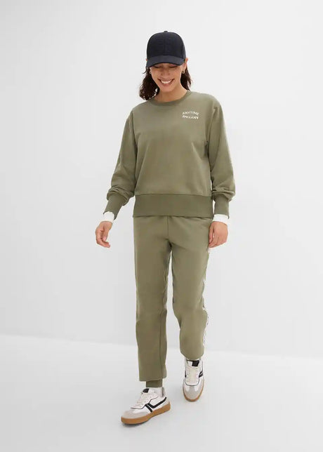 26100635