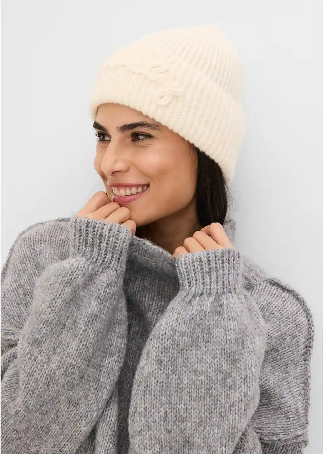 26100683